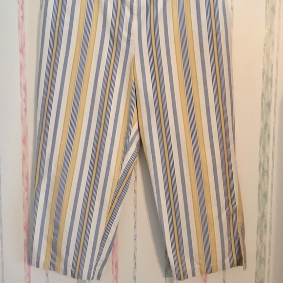 STONEBRIDGE Striped Capri’s/Cropped Pants - Picture 2 of 6